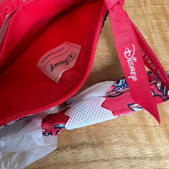 Vera Bradley Disney - Picture 8 of 8